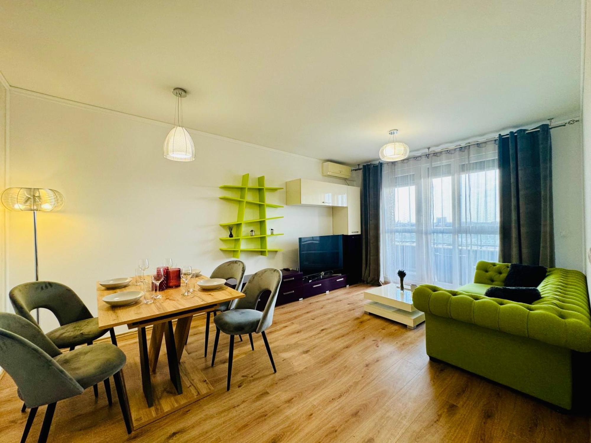 Joy City Stay Forest 84 Тімішоара Екстер'єр фото